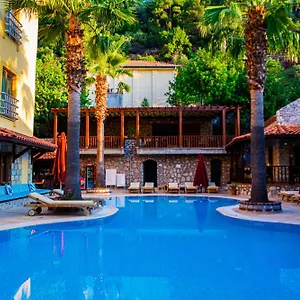 Apart Otel Dores ***