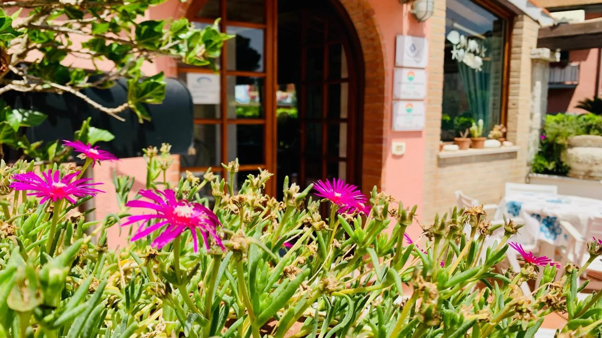 ***  Hotel Elba Marina di Campo Italy